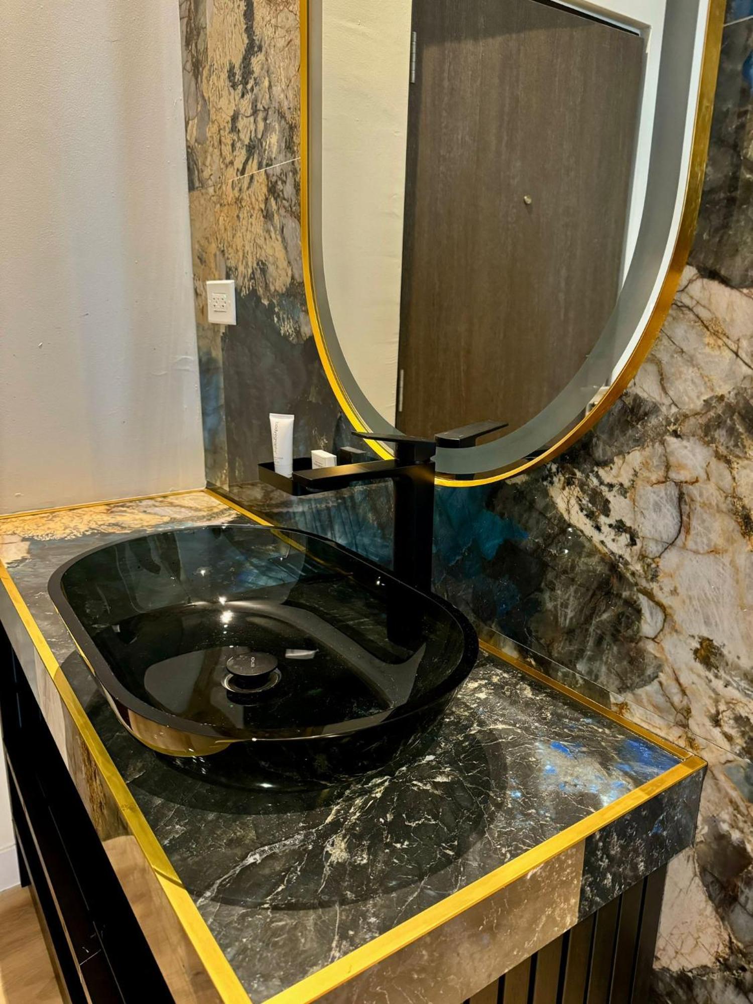 Metro Art Hotel San Juan Zewnętrze zdjęcie